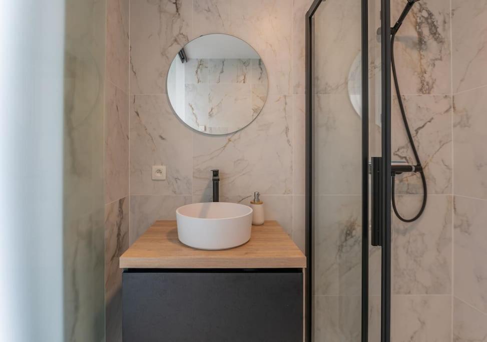 Superbe Appartement Avec Parking Малмеди Екстериор снимка