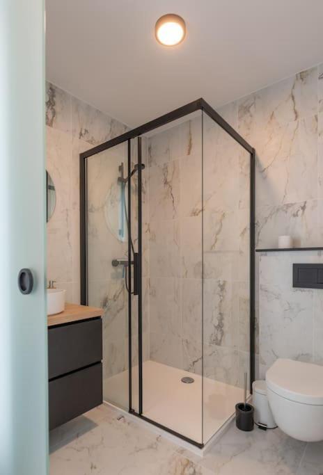 Superbe Appartement Avec Parking Малмеди Екстериор снимка